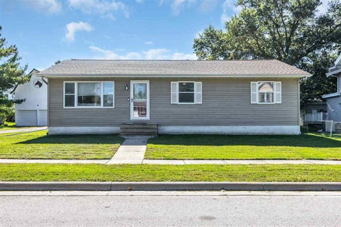 Photo of 313 E 4th St, Solon, IA 52333 (MLS # 202605907)