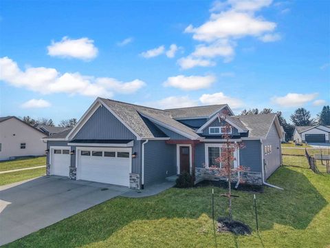 Photo of 4509 Luke Dr, IowaCity, IA 52246 (MLS # 202601801)