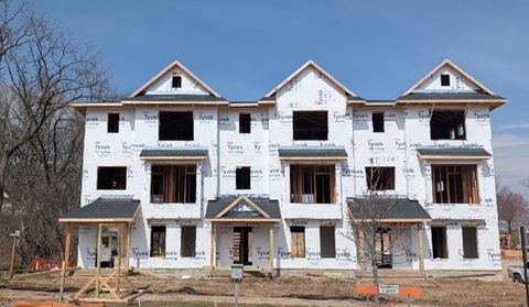 Photo of 225 5th St B #B, Coralville, IA 52241 (MLS # 202601052)