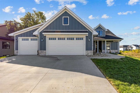 Photo of 105 S Strub St, NorthLiberty, IA 52317 (MLS # 202606042)