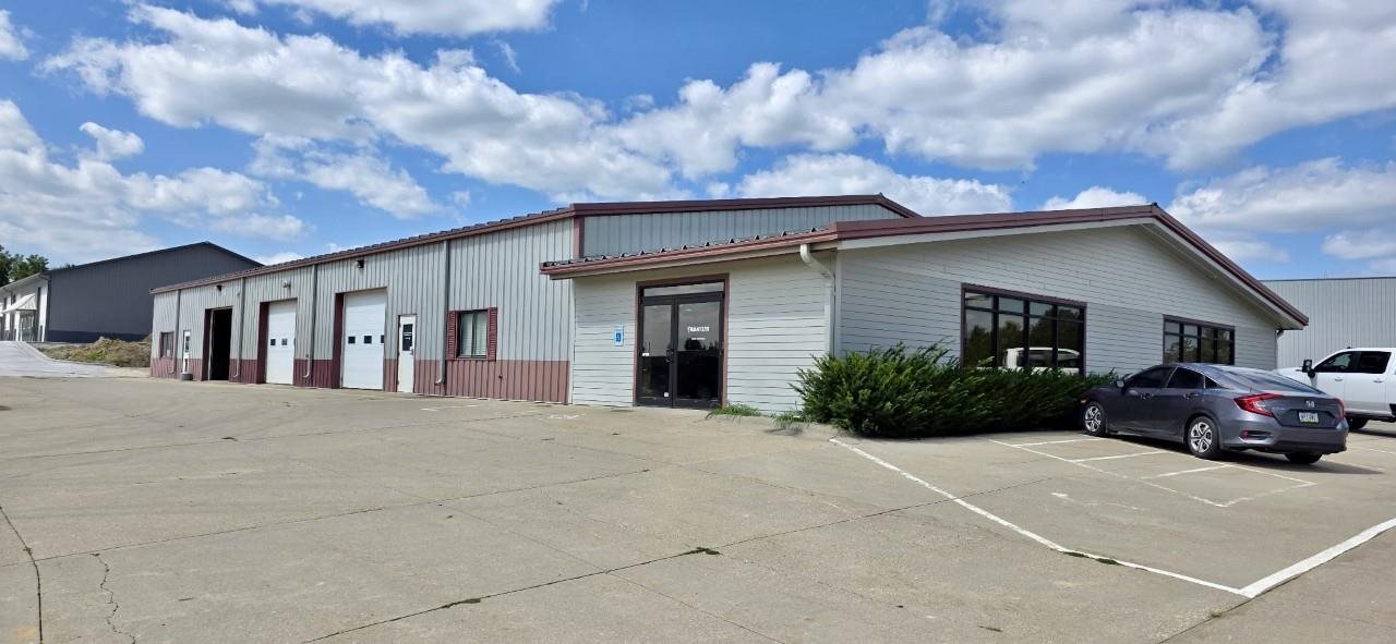 Photo 1 of 51 — 4165 Alyssa Ct D, IowaCity, IA 52240