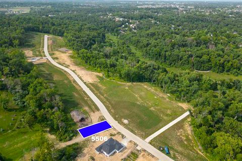 Photo of 5506 Seminole Valley Trl NE, Cedar Rapids, IA 52411 (MLS # 202500486)