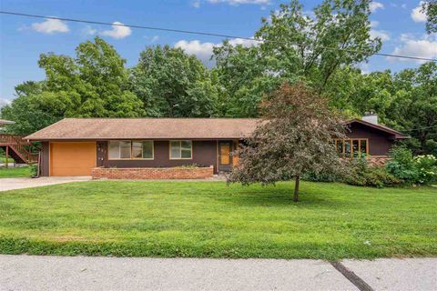 Photo of 421 Pleasant View Dr. NE, Solon, IA 52333 (MLS # 202504949)