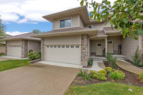 Photo of 6 Holiday Ridge Ln, Coralville, IA 52241 (MLS # 202605565)