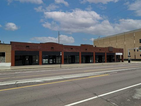 Photo of 707 3rd Ave SE, Cedar Rapids, IA 52403 (MLS # 202501961)