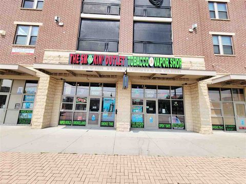 Photo of 221 S Gilbert St., IowaCity, IA 52240 (MLS # 202507218)