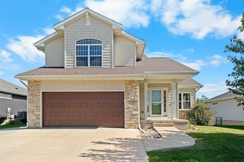 Photo of 385 Rosslare St, IA 52302 (MLS # 202506066)
