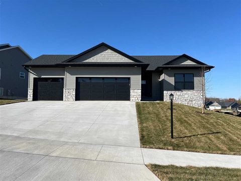 Photo of 1415 Legend Dr, Tiffin, IA 52340 (MLS # 202507087)