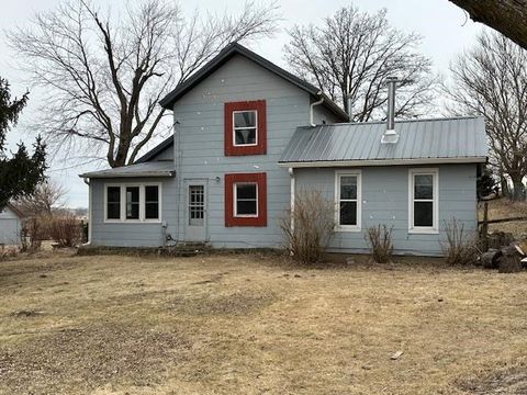Photo of 3011 Black Hawk Ave NW, Oxford, IA 52322 (MLS # 202601177)