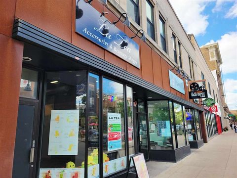 Photo of 123 E Washington St, Iowa City, IA 52240 (MLS # 202505656)