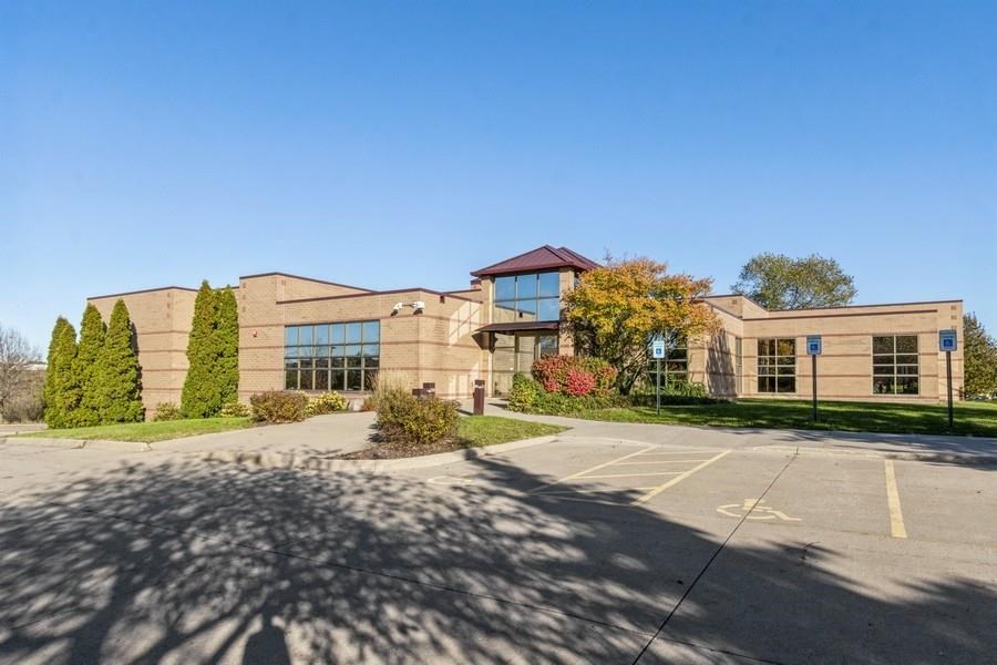 Photo 1 of 50 — 2834 NORTHGATE DR, IowaCity, IA 52245