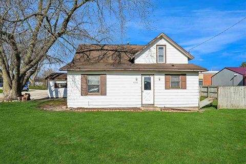 Photo of 5930 Troy Mills Road, Coggon, IA 52218 (MLS # 202602372)