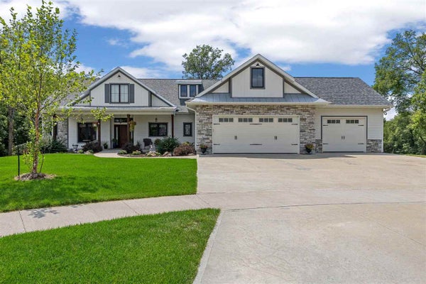 711 OWEN CT, TIFFIN, IA 52340 - Image 9193b8be5257bd0f876d802bce14ea0a/4178145024