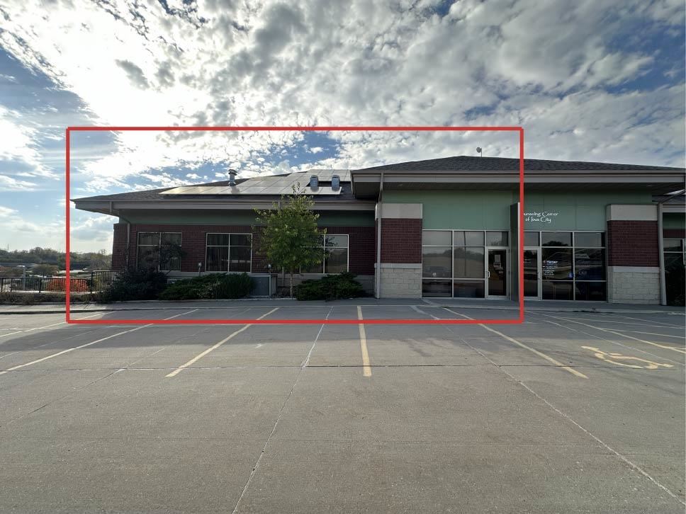 Photo 1 of 33 — 3030 Northgate Dr Ste D, IowaCity, IA 52245