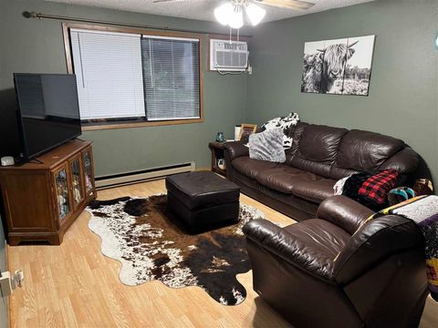 Photo of 910 Benton drive 23 #23, Iowa City, IA 52246 (MLS # 202503308)