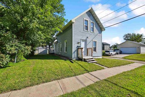 Photo of 280 14th Ave SW, IA 52404 (MLS # 202506180)
