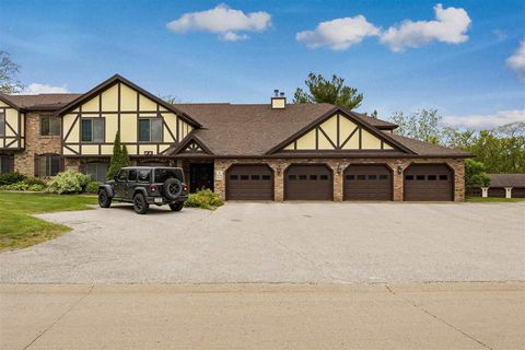 Photo of 1512 1st Ave 103B #103B, Coralville, IA 52241 (MLS # 202603502)