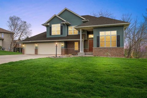 Photo of 3991 NE Roberts Ridge, IowaCity, IA 52240 (MLS # 202602574)