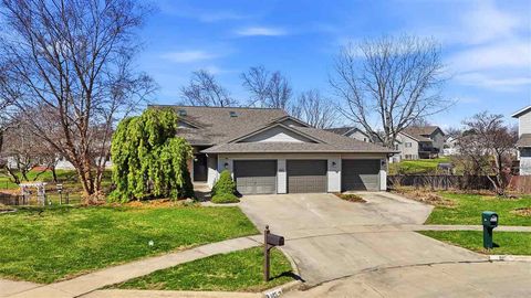 Photo of 665 Andrews Ct, NorthLiberty, IA 52317 (MLS # 202602080)