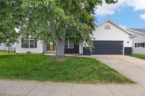 Photo of 3540 Windemere Way, Marion, IA 52302 (MLS # 202605196)