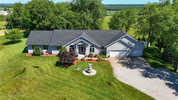 2963 170TH ST, SOUTH AMANA, IA 52334 - Image 93d96b17a295dfb238c5bc8a2d3733f9/3334993113