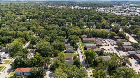 Photo of 634 S Lucas St, Iowa City, IA 52240 (MLS # 202505369)