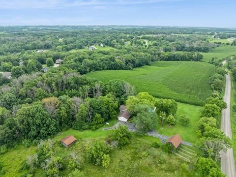 Photo of 4318 Turkey Creek Rd NE, Iowa City, IA 52240 (MLS # 202504845)