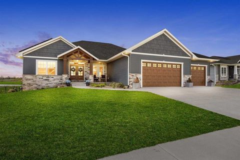 Photo of 1601 Heartland St, Fairfax, IA 52228 (MLS # 202602885)