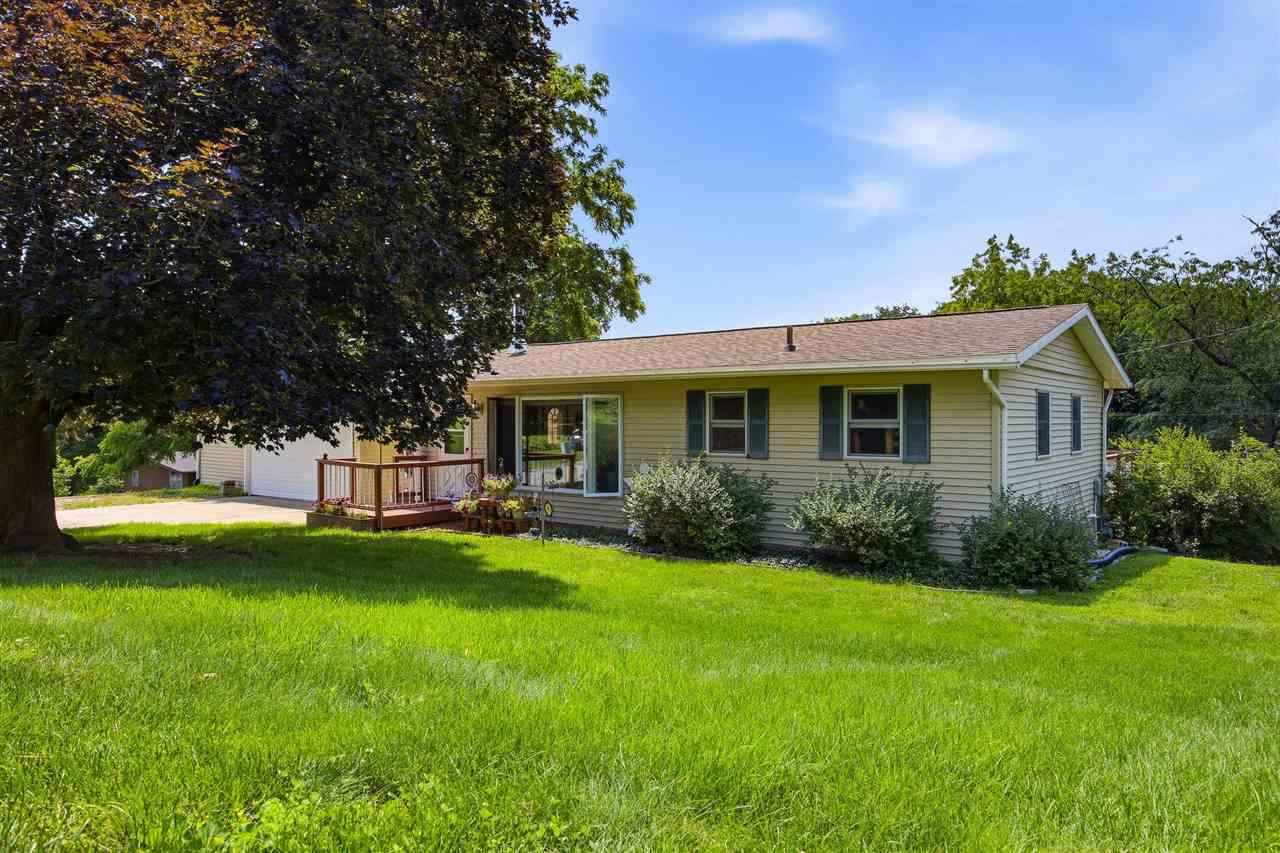 Photo 1 of 36 — 3429 Ridgecrest Dr, NorthLiberty, IA 52317