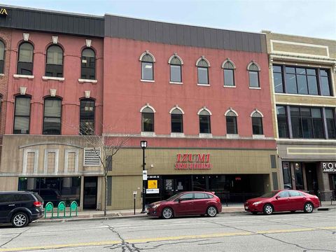 Photo of 221 2nd Ave SE 210 #210, Cedar Rapids, IA 52401 (MLS # 202401428)