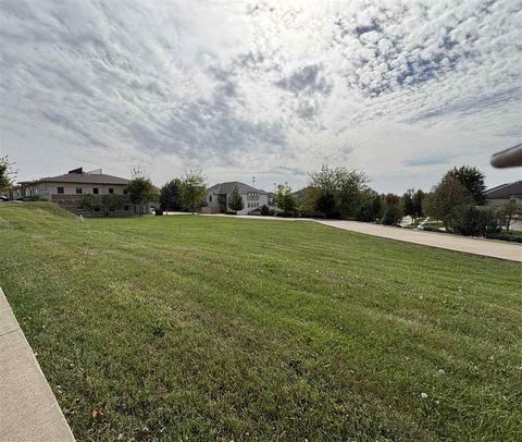 Photo of 2856 Coral Ct, IA 52241 (MLS # 202506038)