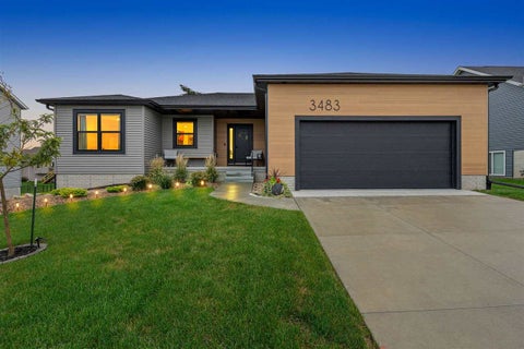 Photo of 3483 Edgebrooke Dr, Marion, IA 52302 (MLS # 202605792)
