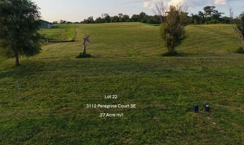 Photo of 3112 Peregrine Ct SE, IA 52403 (MLS # 202505925)