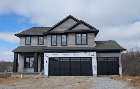 Photo of 3073 Ridgeview Cir, Coralville, IA 52241 (MLS # 202601287)