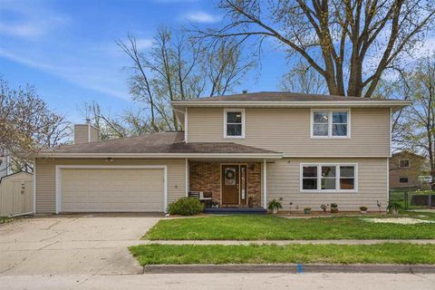 Photo of 23 Penfro Dr, IowaCity, IA 52246 (MLS # 202602578)