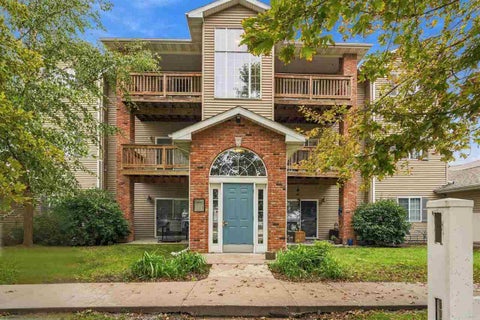 Photo of 2665 Triple Crown Ln 2 #2, IowaCity, IA 52240 (MLS # 202605626)