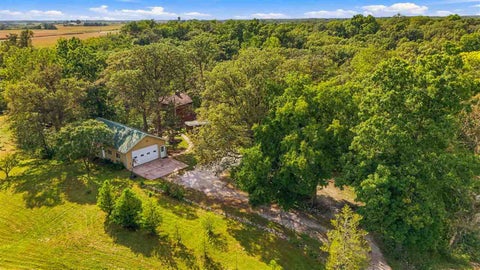 Photo of 2750 Fern Cliff Rd, Wayland, IA 52654 (MLS # 202605578)