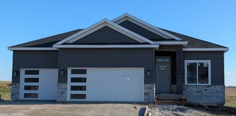 Photo of 3056 Ridgeview Cir, Coralville, IA 52241 (MLS # 202601289)