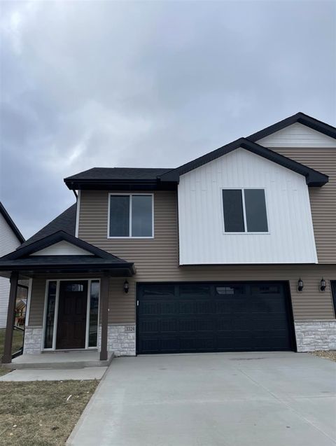 Photo of 3340 Loethen Ln, Coralville, IA 52241 (MLS # 202602300)