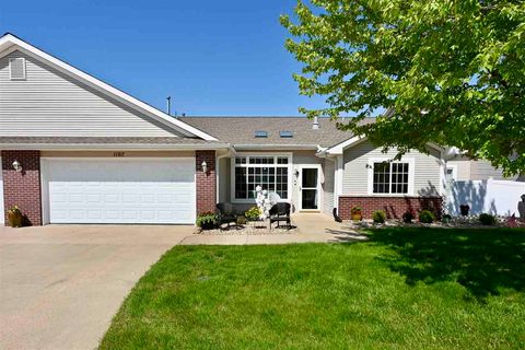 Photo of 1107 74th St NE, Cedar Rapids, IA 52402 (MLS # 202503140)