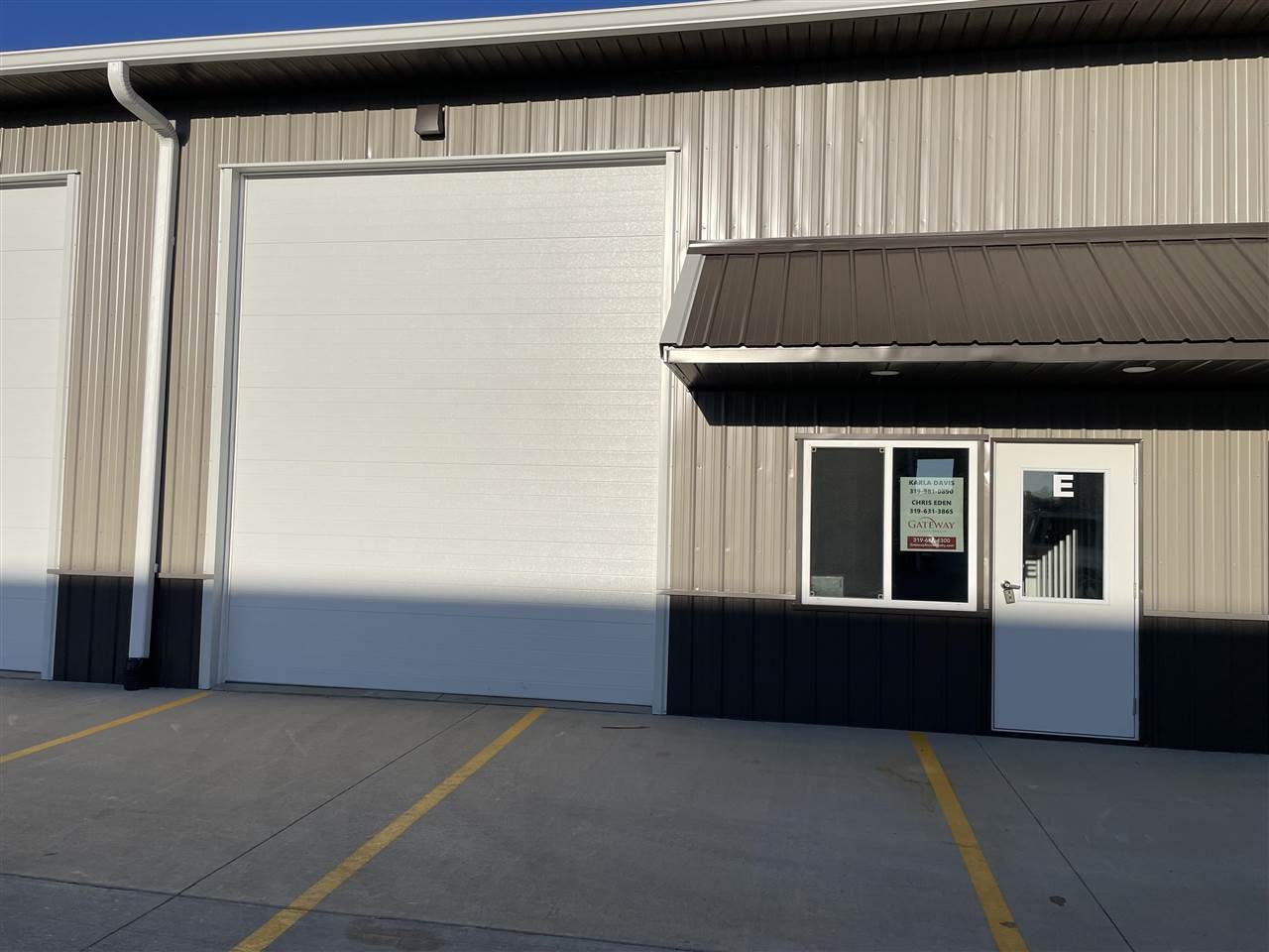 Photo 1 of 12 — 132 Greenfield Dr Unit E, Tiffin, IA 52340