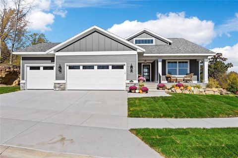 Photo of 2012 Sierra Circle, IA 52402 (MLS # 202506141)