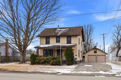 Photo of 415 S Ave D, Washington, IA 52353 (MLS # 202601298)