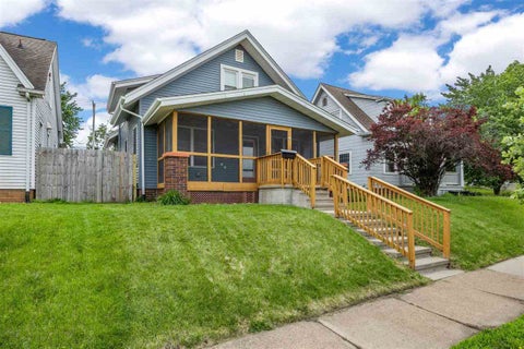Photo of 2004 C St SW, CedarRapids, IA 52404 (MLS # 202603396)
