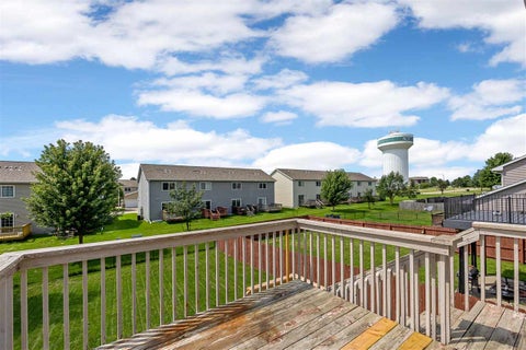 Photo of 235 N Park Ridge Rd, NorthLiberty, IA 52317 (MLS # 202605463)