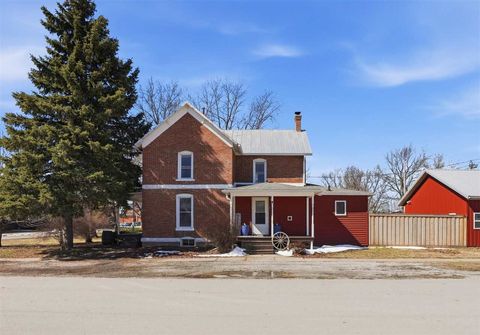 Photo of 320 Brady St, Hills, IA 52235 (MLS # 202601866)