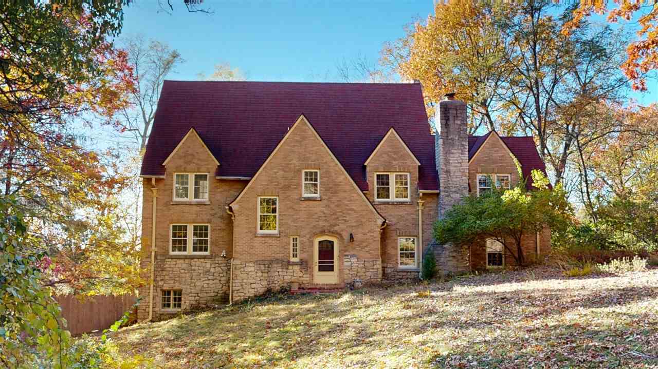 Photo 1 of 73 — 1675 Ridge Rd, IowaCity, IA 52245