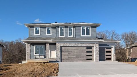 Photo of 3061 Ridgeview Cir, Coralville, IA 52241 (MLS # 202601326)