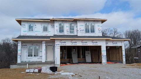 Photo of 3061 Ridgeview Cir, Coralville, IA 52241 (MLS # 202601326)