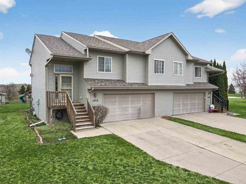 Photo of 1372 Logan Ct., NorthLiberty, IA 52317 (MLS # 202602206)